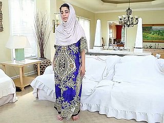 Nghiện đến cực khoái Ả Rập gà Nadia Ali đang chơi với cô ấy ngon ngọt âm hộ