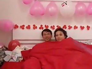 おかしい結婚式の夜ヘルパー