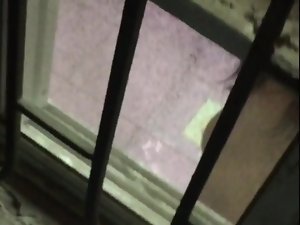 Listen in кулачок моей сестра, саудоаравийский 23 года