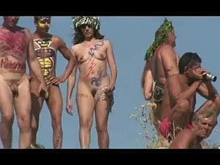 Girls nearby painted the rabble prevalent Russian nudist seashore
