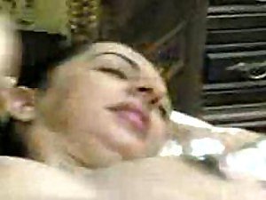 Tội lỗi Ả Gets Cạo cô Pussy Fucked At the end of one's tether một Obese Cock - Unprofessional khiêu dâm